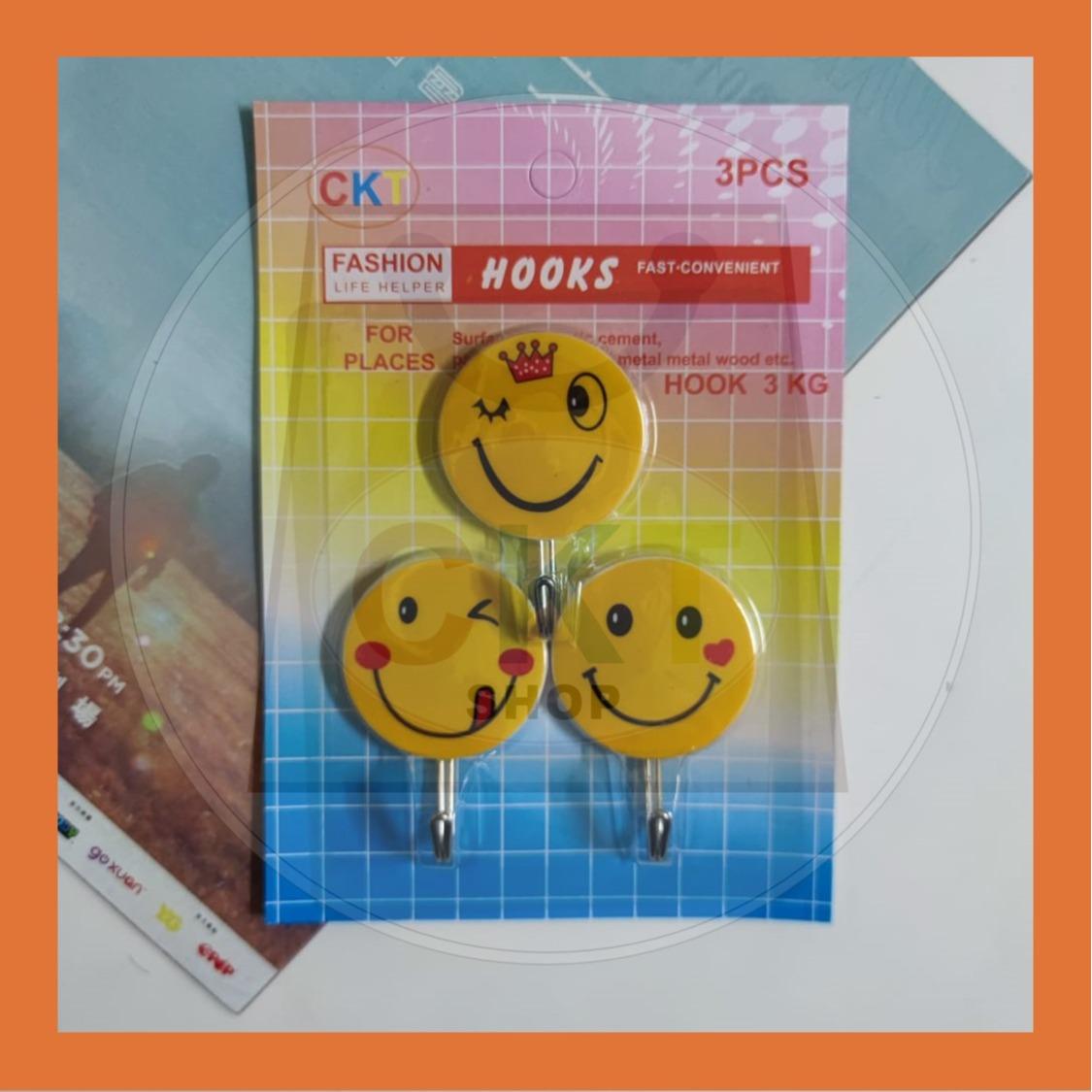Cute Creative Hook Free Punch Wall Sticker Seamless Hook Key Placement Classification For Kitchen Bathroom (3 PCs)