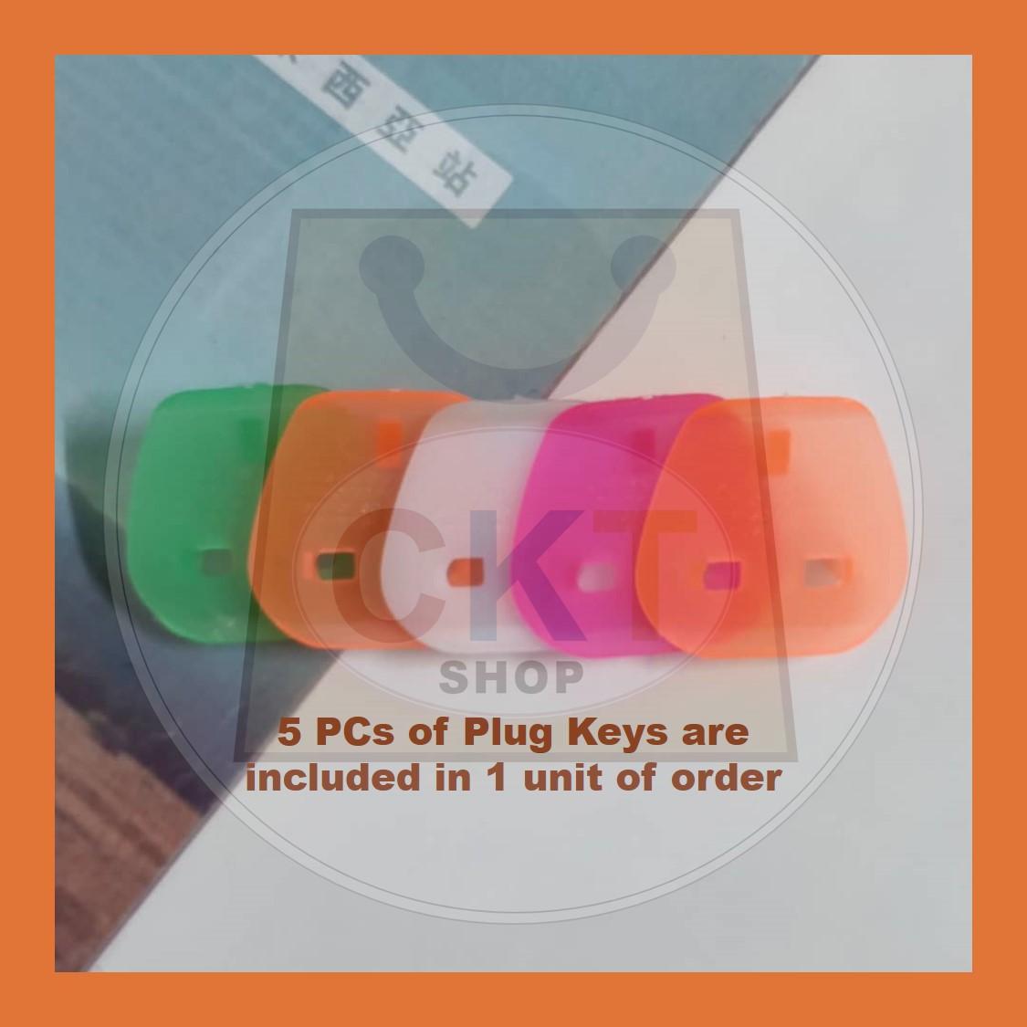 Colourful 13A Safety Switch Socket Plug Key 2 Pin to 3 Pin Converter