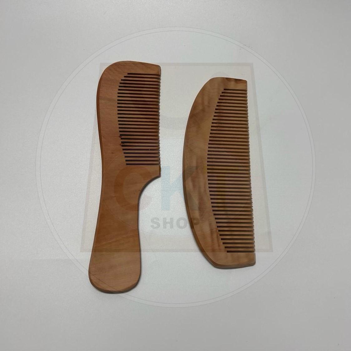 [READY STOCK] Natural Wooden Comb Hairbrush Tool Peach Wood Comb No-Static Massage Hair Health Comb Sikat Rambut Kayu